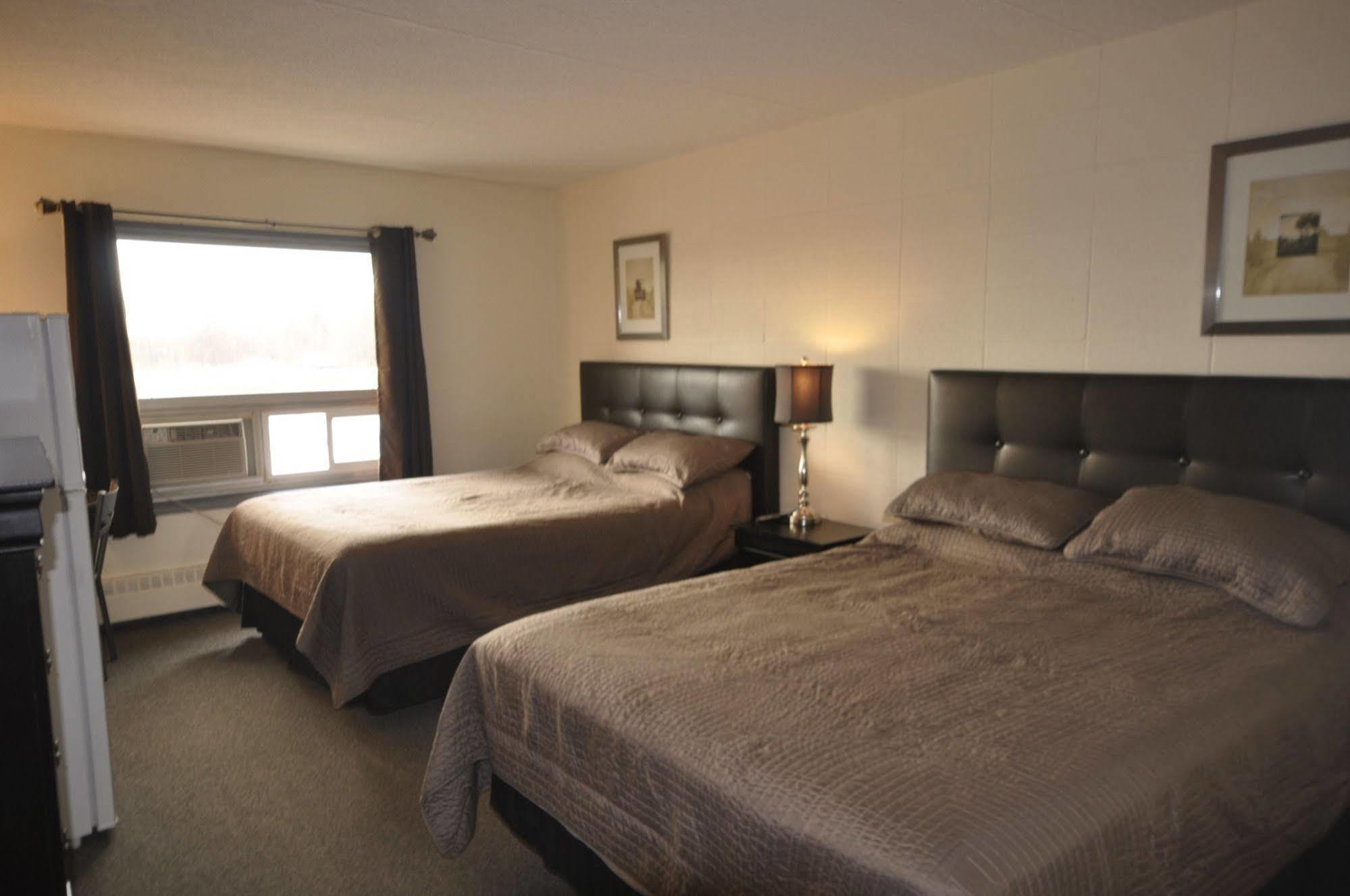 Beaverlodge Motor Inn Kültér fotó